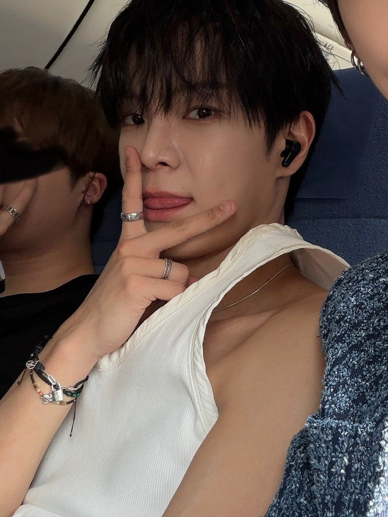 도롱 tweet media