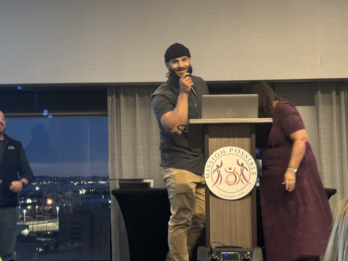 Long Beach State APE tweet media