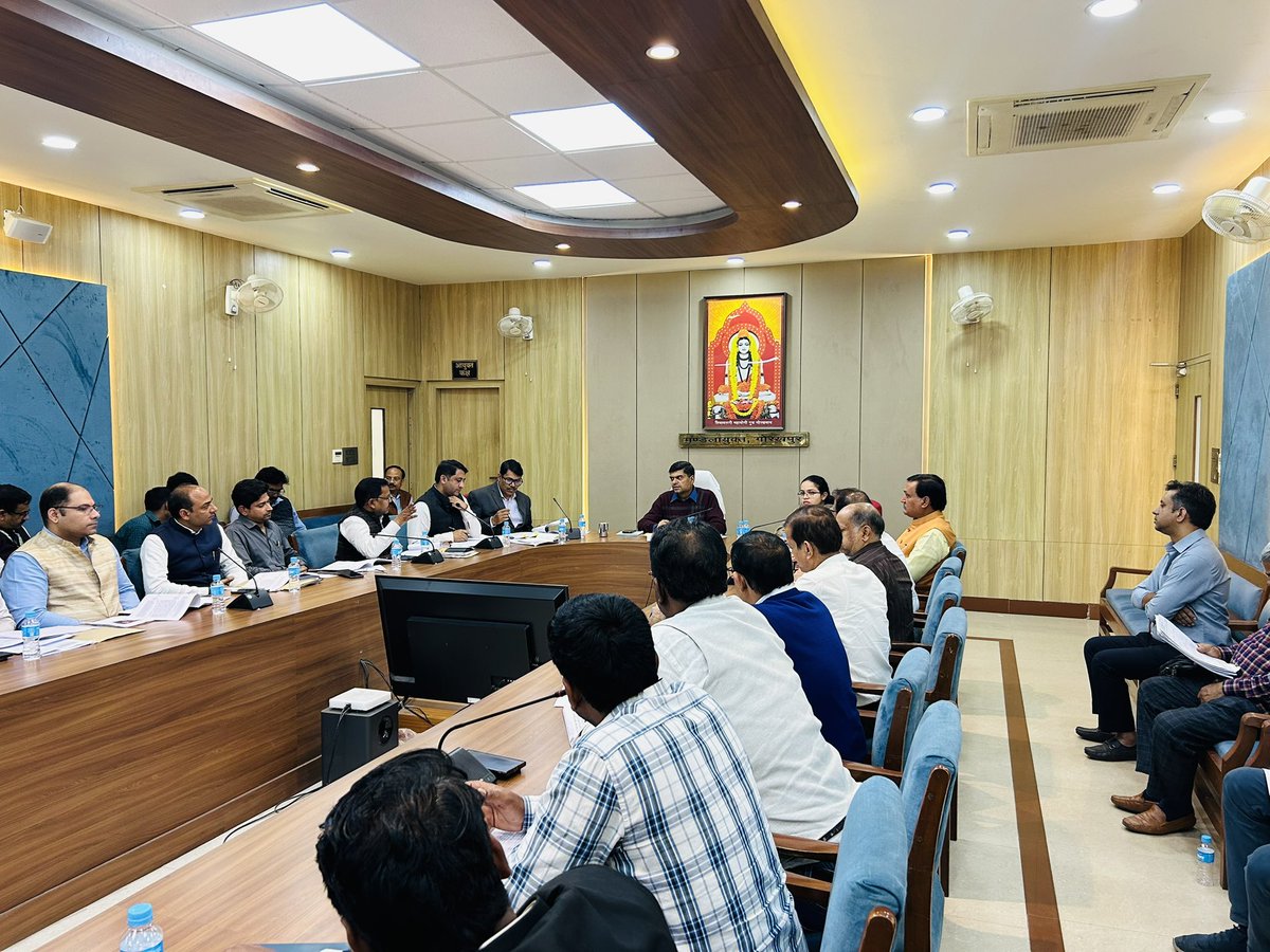 Commissioner Gorakhpur Division Gorakhpur tweet media