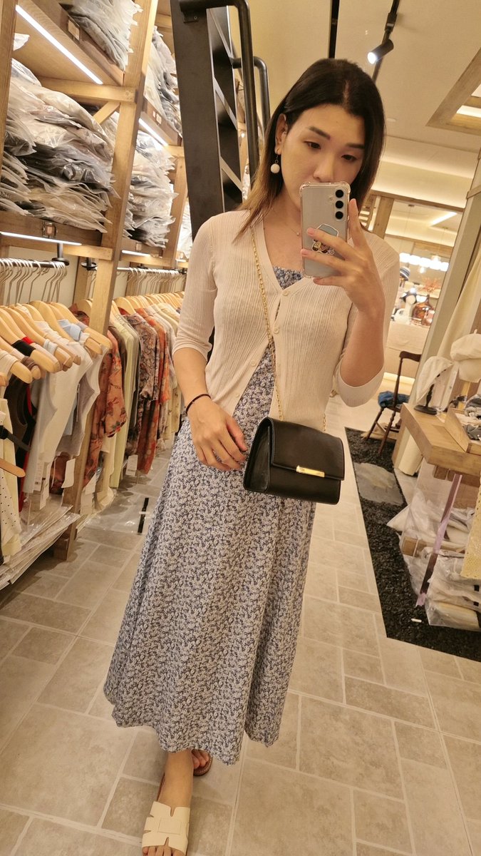 Skylar Pow tweet media