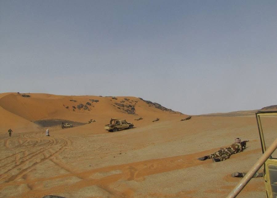 🇲🇱⚡🇲🇷 Tensions diplomatiques après une opération sécuritaire à la frontière Mali–Mauritanie
Une opération menée par les Forces armées maliennes (FAMa) aurait permis l’arrestation d’un chef terroriste important, grâce à des renseignements provenant de collaborateurs mauritaniens.