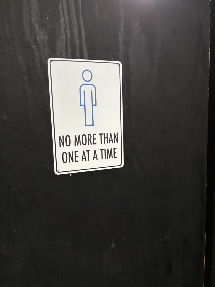 dinguspitcher tweet media