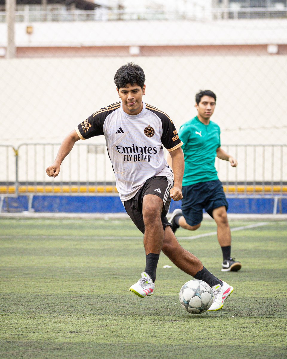 A veces me toca dejar de lado la camarita⚽️