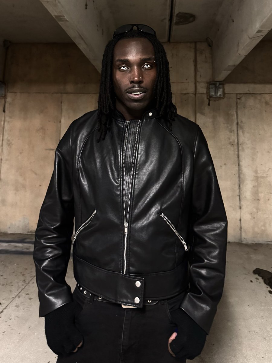 ☆blackstar☆ tweet media