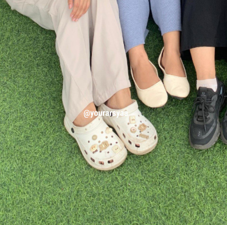 yourarsyaa's tweet photo. — Sendal Kodok / Baim
• my sendal tempur gwehj🐱💯✨
• empukk dan awett
• pilihan jibbits banyakk
• ada hak-nya jd kaum petite aman bgt🌝
• harga affordable‼️

🛒https://t.co/O7W4ngB0ju https://t.co/b5PAspknyw