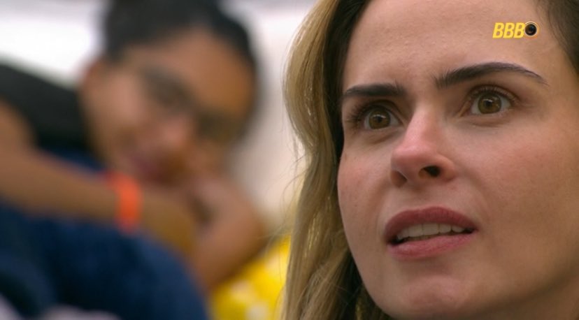 Só quero ver as conversas pós show!! Pqp que tortura esse show pacato do little dilson😴😴😴😴😴😴😴