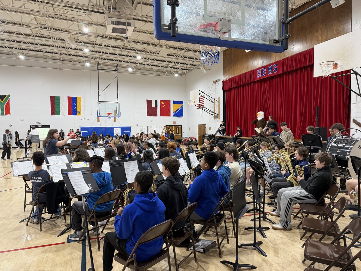 HBMSBand's tweet photo. The rising 6th graders came to visit Haynes Bridge MS! Looking forward to a whole new group of 6th grade band students next year! 💙🎶
@FultonCoSchools 
@HBMSLeadEagle 
@HBMSExcellence https://t.co/RHtyGOjAuv