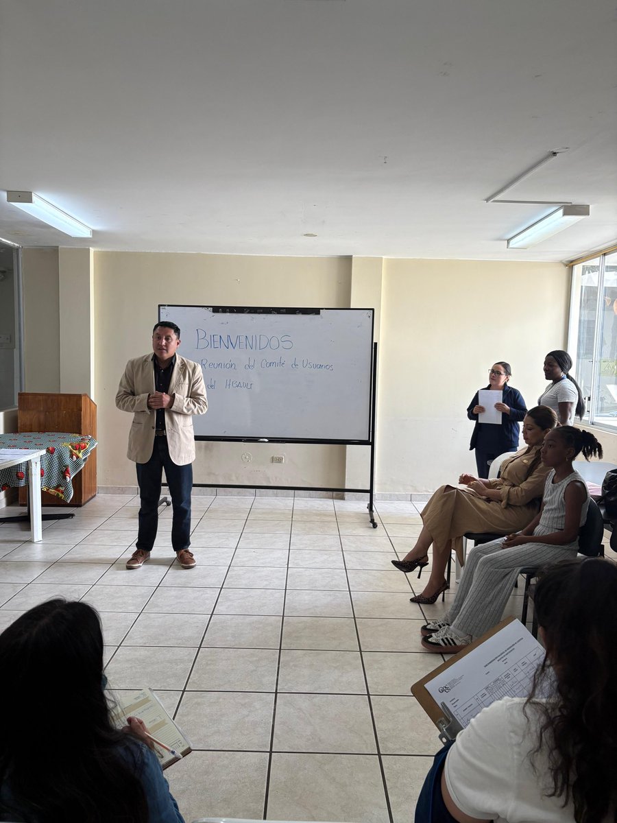 #Imbabura | #CPCCS con la participación de la consejera Mgs.Piedad Cuarán, brindó apoyo técnico al Comité de Usuarios del Hospital Asdrúbal de la Torre en Cotacachi. ¡Invitamos a la ciudadanía a unirse para mejorar los servicios de nuestra casa de salud! 💪🏥 #ConsejoEnTerritorio