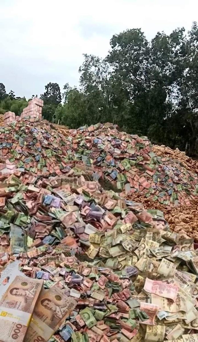 ياجماعه ادور محل القمامه هاذي مالقيته حد يعرف مكانه يبلغني 🌚