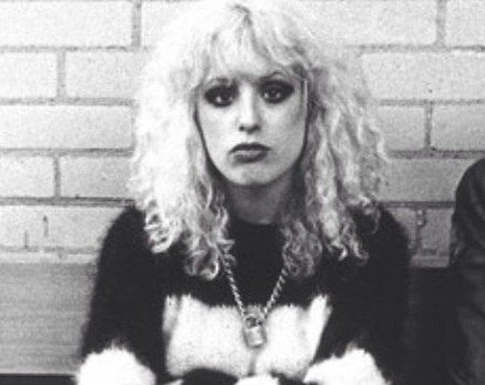 spungenarchives's tweet photo. Happy heavenly birthday to our beloved Nancy Spungen, what would have been her 68th! Forever an icon 🖤 https://t.co/T5qiNC9bWw