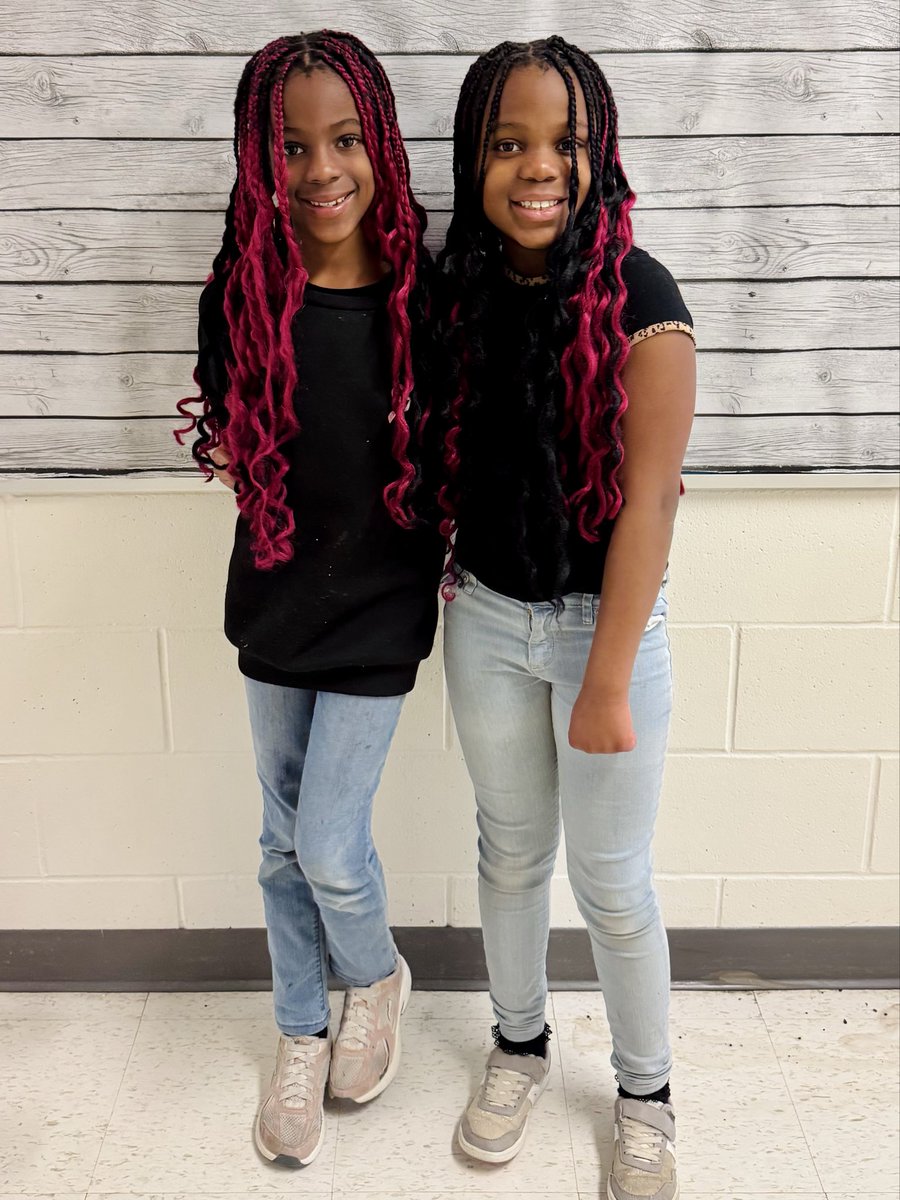 Mrs. Walker tweet media