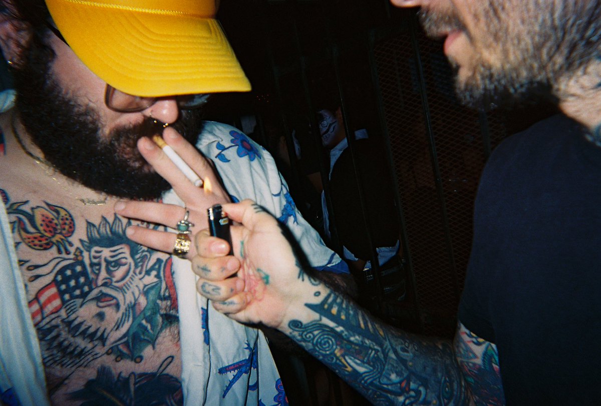 Dumpster Jesus tweet media