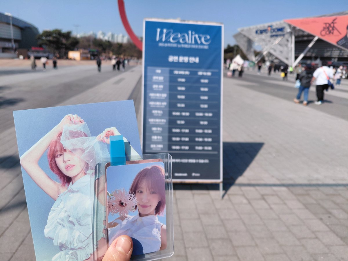 caribou021083's tweet image. Wendy 웬디 다살자 앙콘
#wendy #wealive #likewater #티켓링크아레나 #wealiveencore