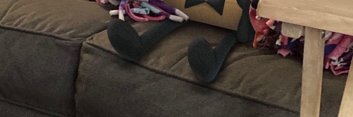 allxjr_'s tweet photo. Even Villains Need a Break.