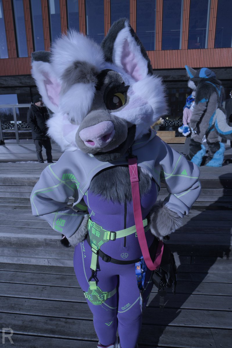 QuYeenna tweet media