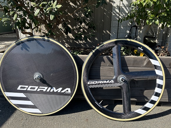 firstbicycle's tweet photo. CORIMAのホイールやウィリエール レイブSLRなど https://t.co/FykVxPK1hW 
＃CORIMA　＃RAVESLR　＃ウィリエールレイブSLR https://t.co/bk4Zr6XuTQ