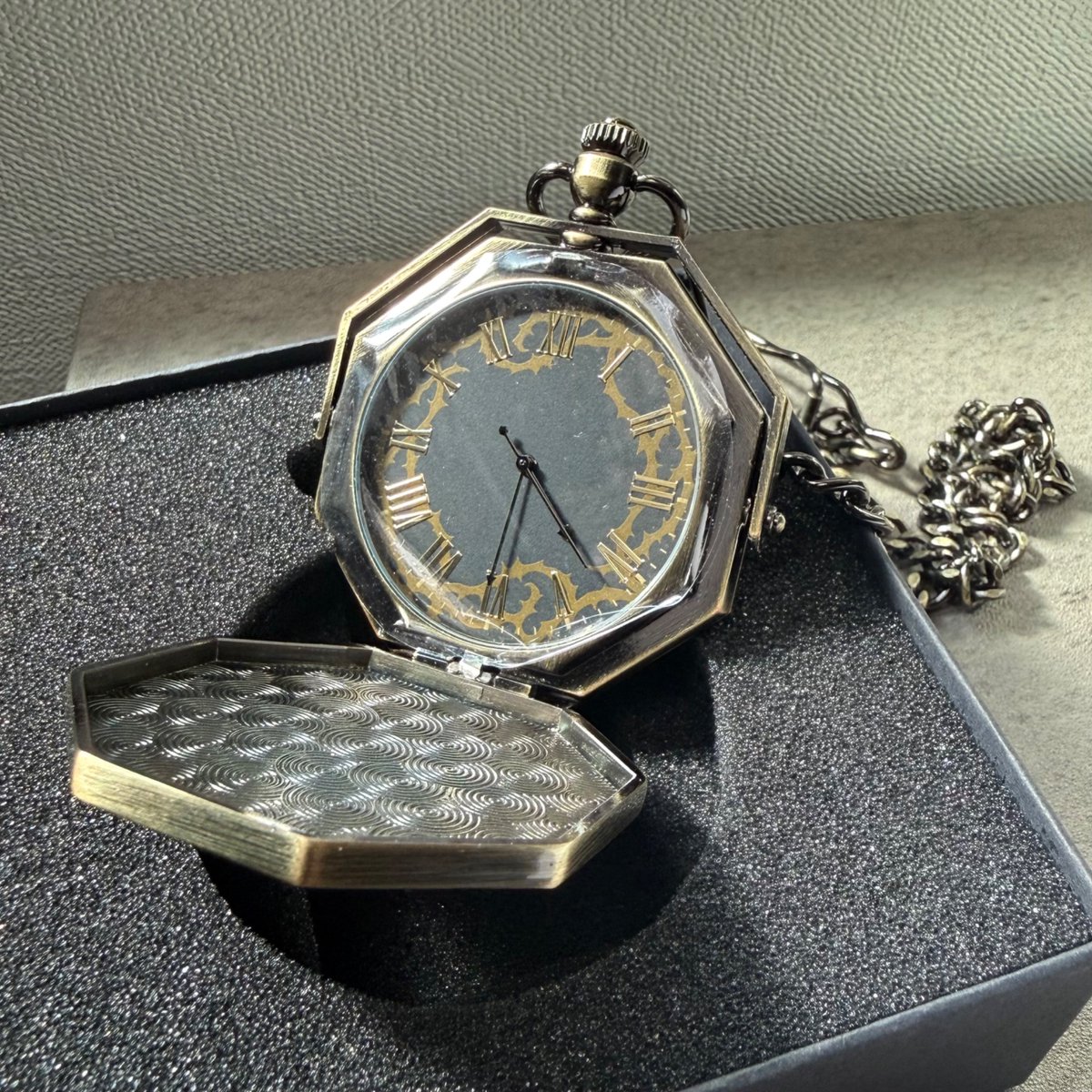 これが…euphoriaさんのアトリエにある懐中時計か…