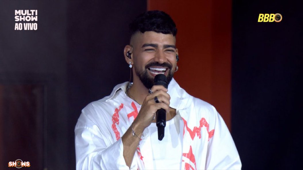 Dilsinho falou o nome do Jonas, brincando com ele por ser o barman, e em seguida disse: ‘Vocês são guerreiros, eu não sei como eu seria. #BBB26