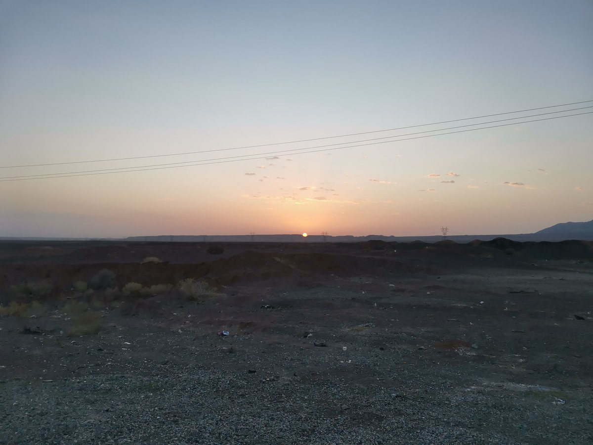 مثلا بنده خدا tweet media