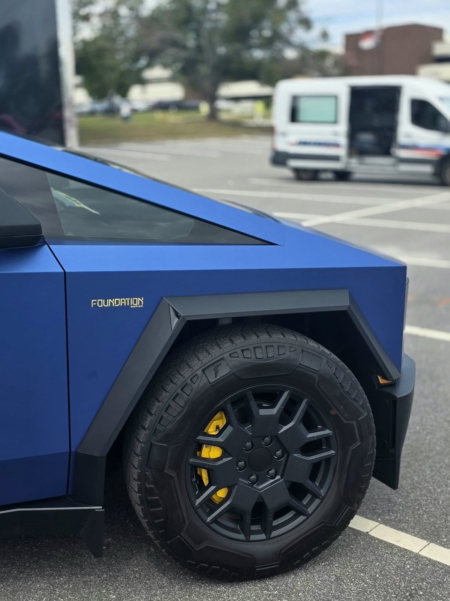 Lamar MK tweet media