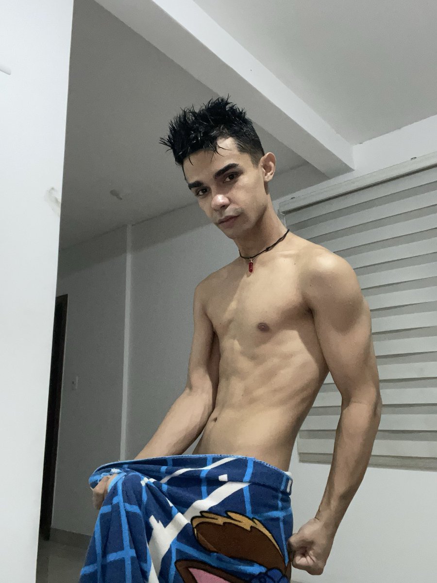 MoiRamirez123's tweet photo. 😈 https://t.co/m2YGj107AL