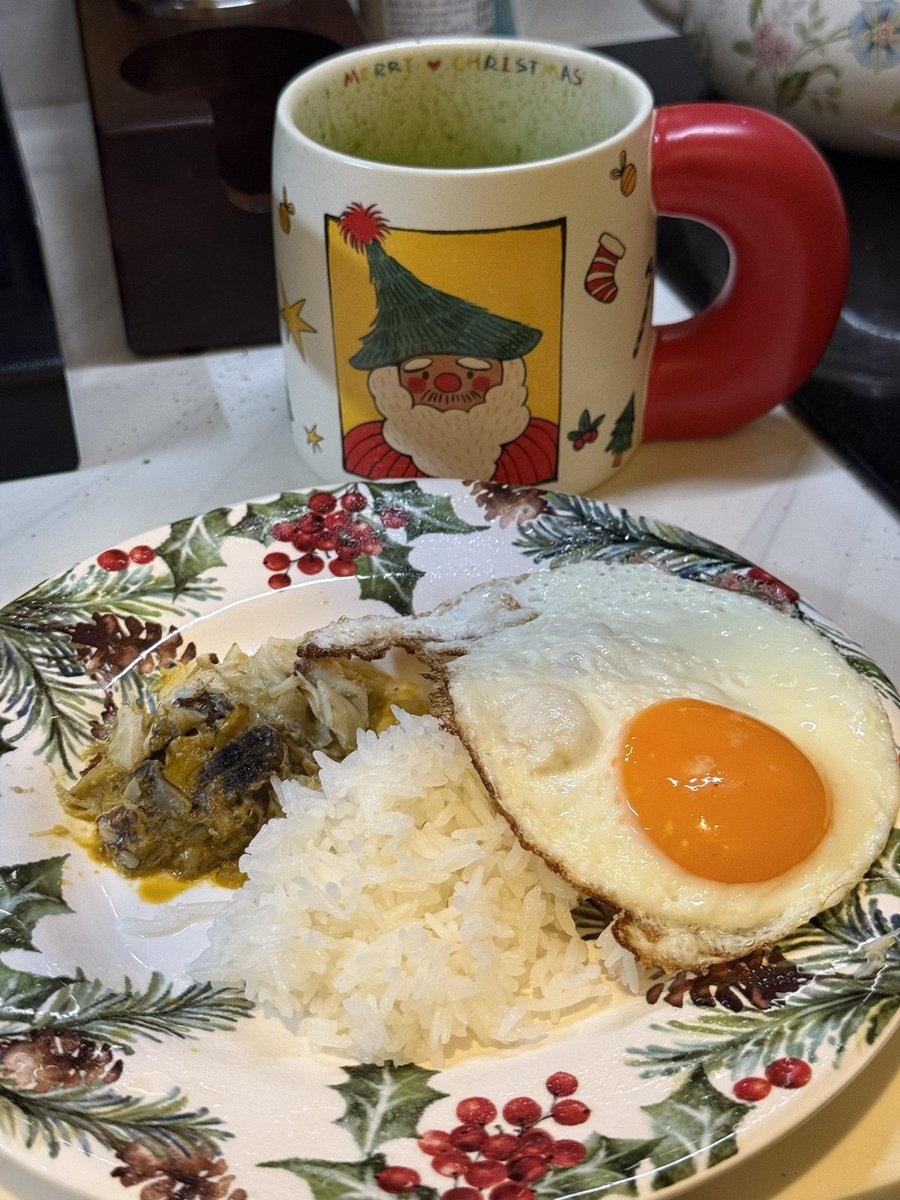 ไอติม is happy 👻 tweet media