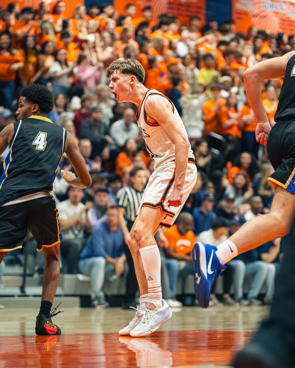 Olathe East Boys Basketball 🏀 tweet media