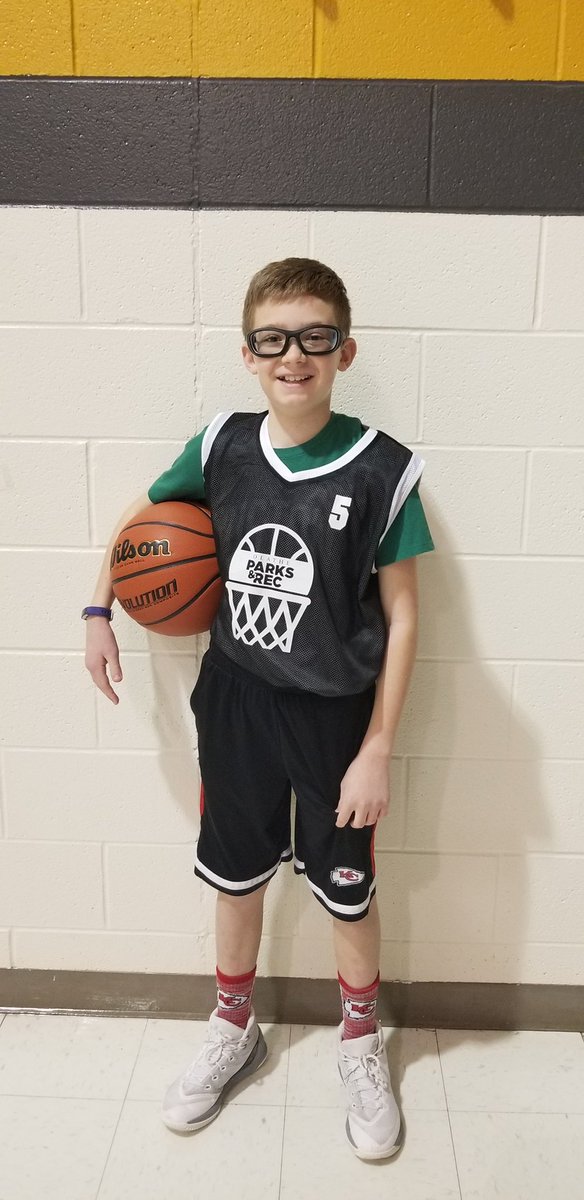 Olathe East Boys Basketball 🏀 tweet media