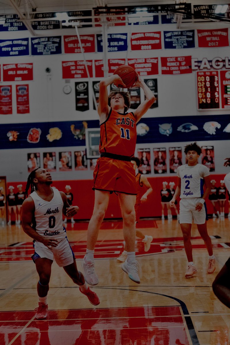 Olathe East Boys Basketball 🏀 tweet media