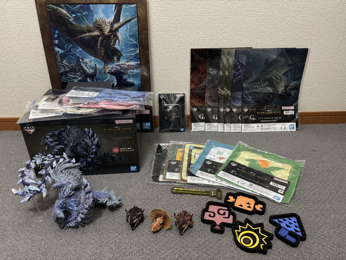 初の一番くじ ラストワン賞・B賞狙いで各店舗回ってたら20枚くらいで