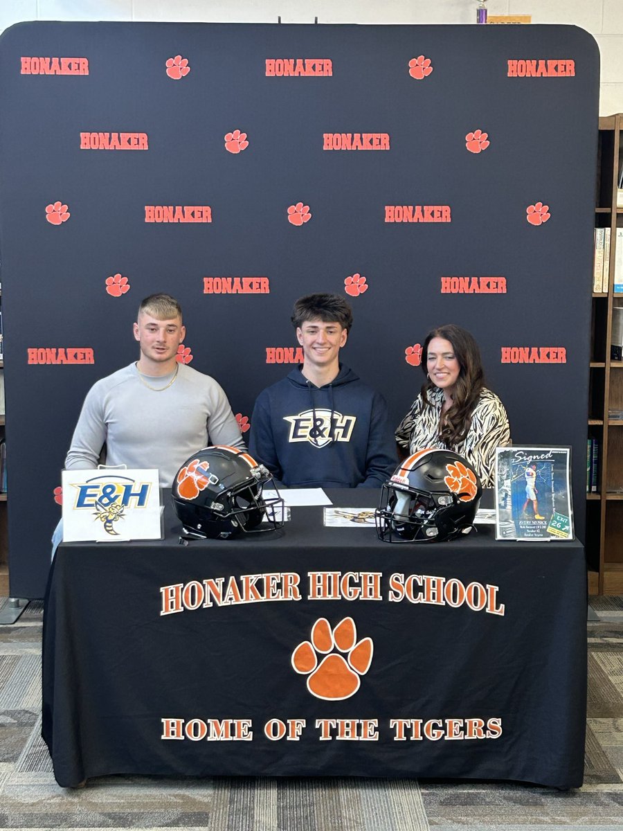 Honaker Football tweet media