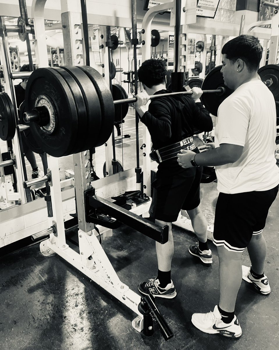 Bellevue East Football tweet media