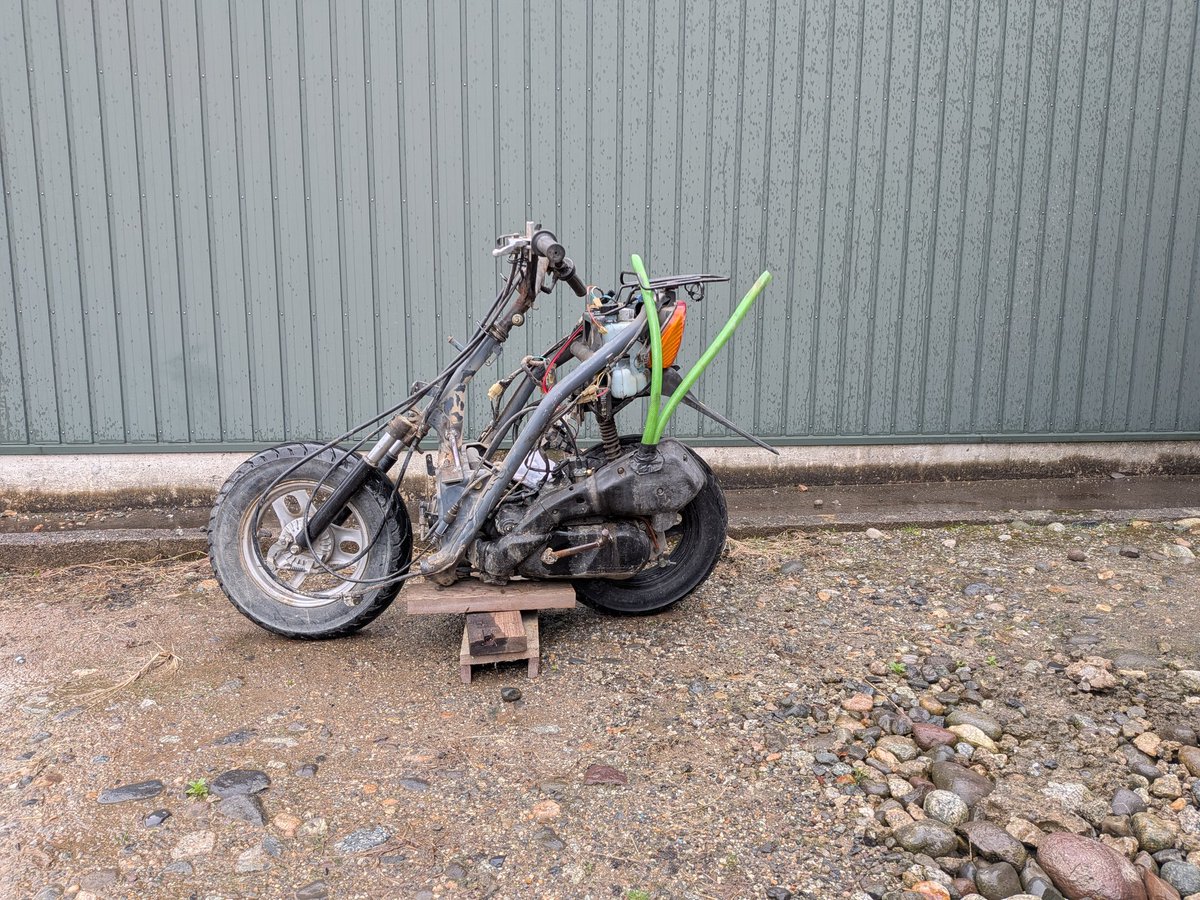 ぱいん tweet media