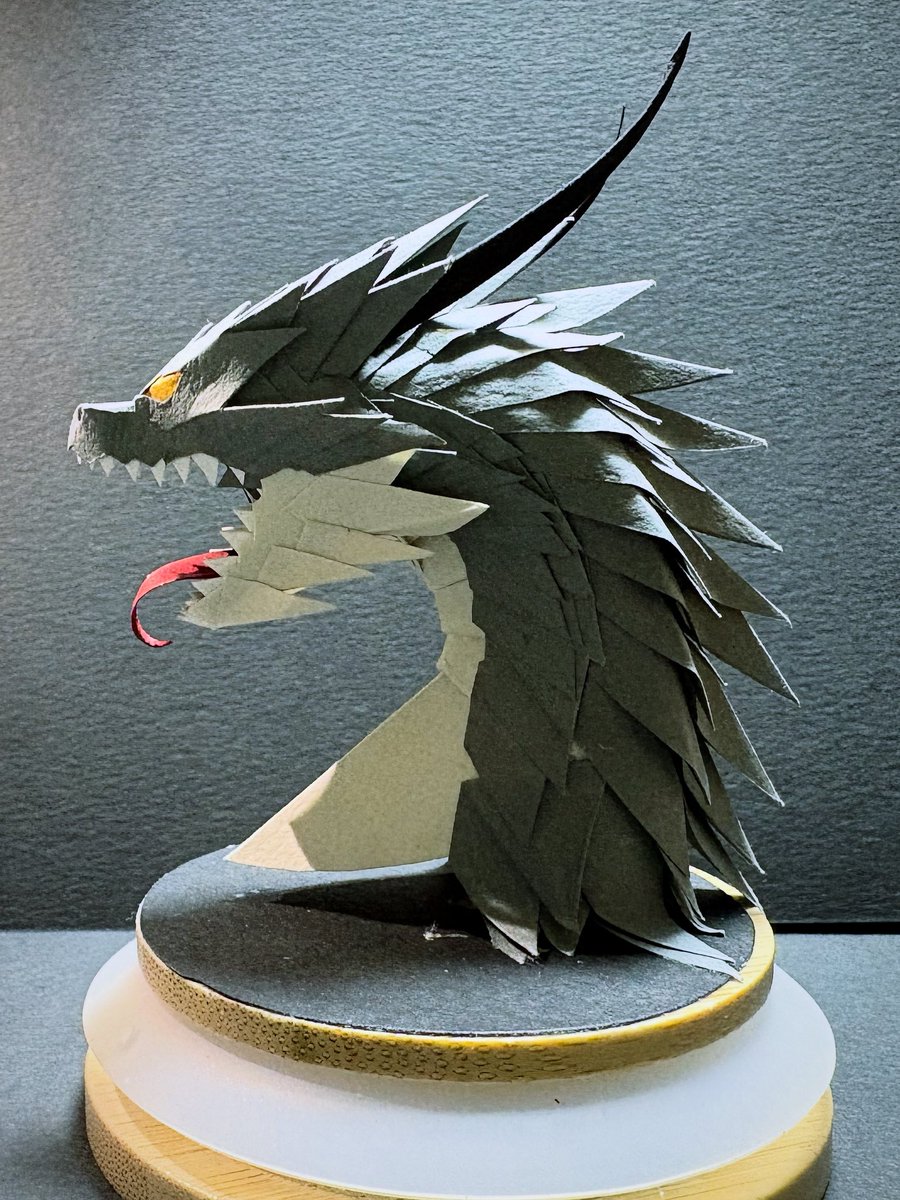 今日は久しぶりの1日休みだから！ ドラゴン制作😆👍