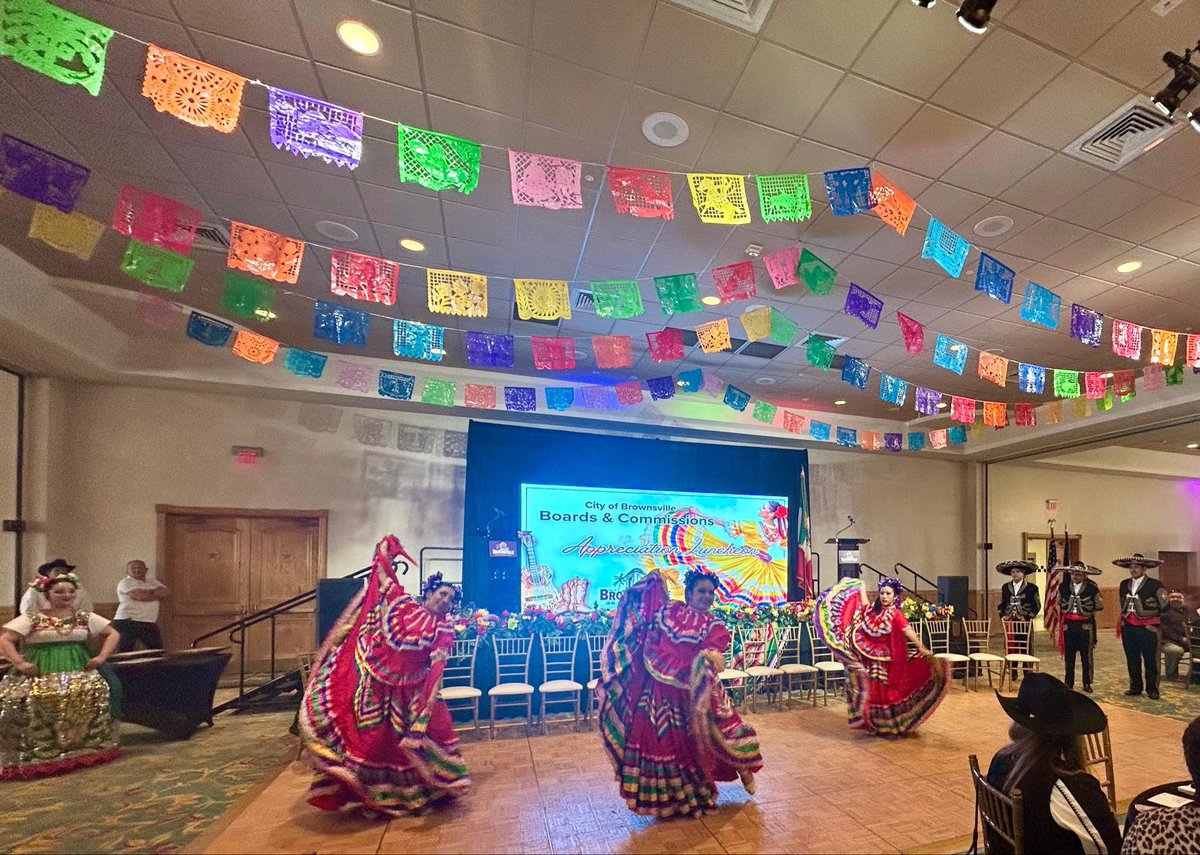 JanieLopezForTX's tweet photo. Team Janie Lopez was proud to attend the Boards & Commissions Appreciation Luncheon at the Brownsville Event Center.
Hosted by the City of Brownsville and Mayor John Cowen Jr., the annual event recognized the invaluable service of board and commission members.
#HD37 #JanieLopez https://t.co/CmjUkIQHlM