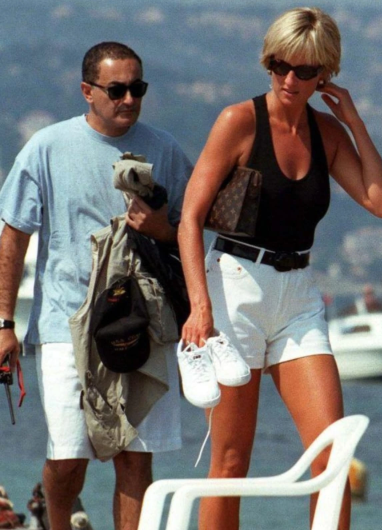 Mario Nawfal tweet media