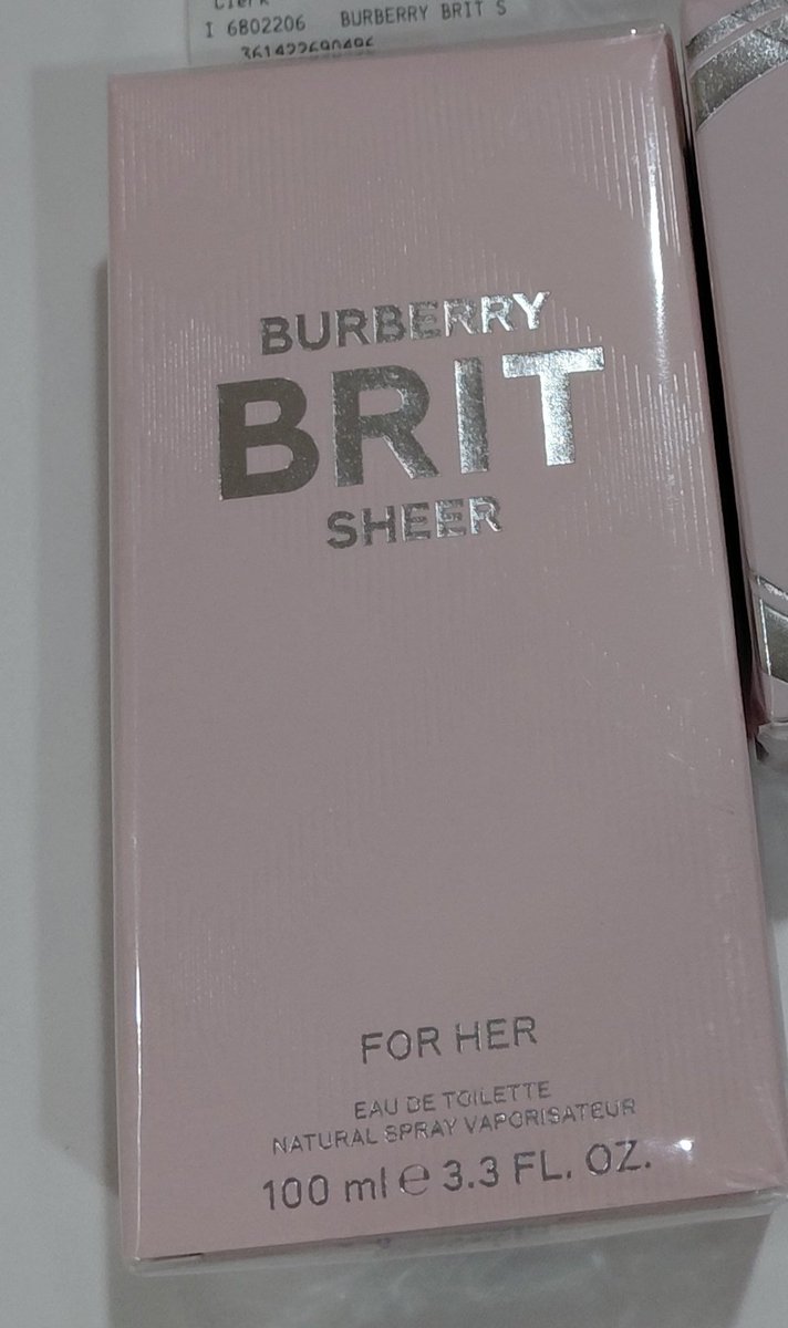 เอาจริงไหม ฉันยอมปล่อยน้ำหอมแบรนด์รักไป เพราะมาสนับสนุน Burberry  งบซื้อน้ำหอมต่อปีมีจำกัด  อยากให้น้องได้เป็นเจ้าของแคมเปญน้ำหอมสักตัว กับ Burberry 
บุคลิกอินเนอร์ อินใจไบร์ท สมควรได้งานสาย Beauty สักตัว หล่อ สวย ขนาดนี้ ทำไหมปล่อยไว้นานจัง
#BurberryBeautyxBright
#bbrightvc