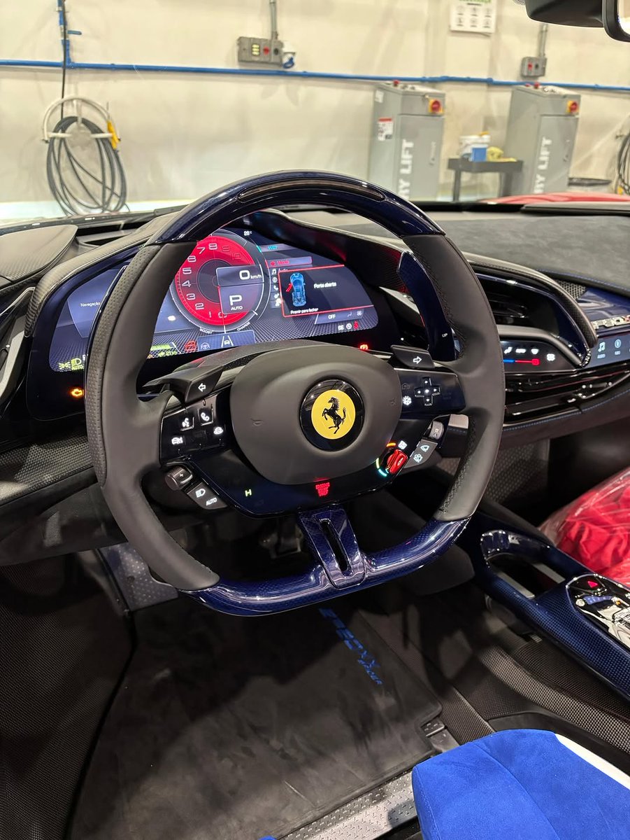 TheAutoHub's tweet image. Ferrari SF90XX