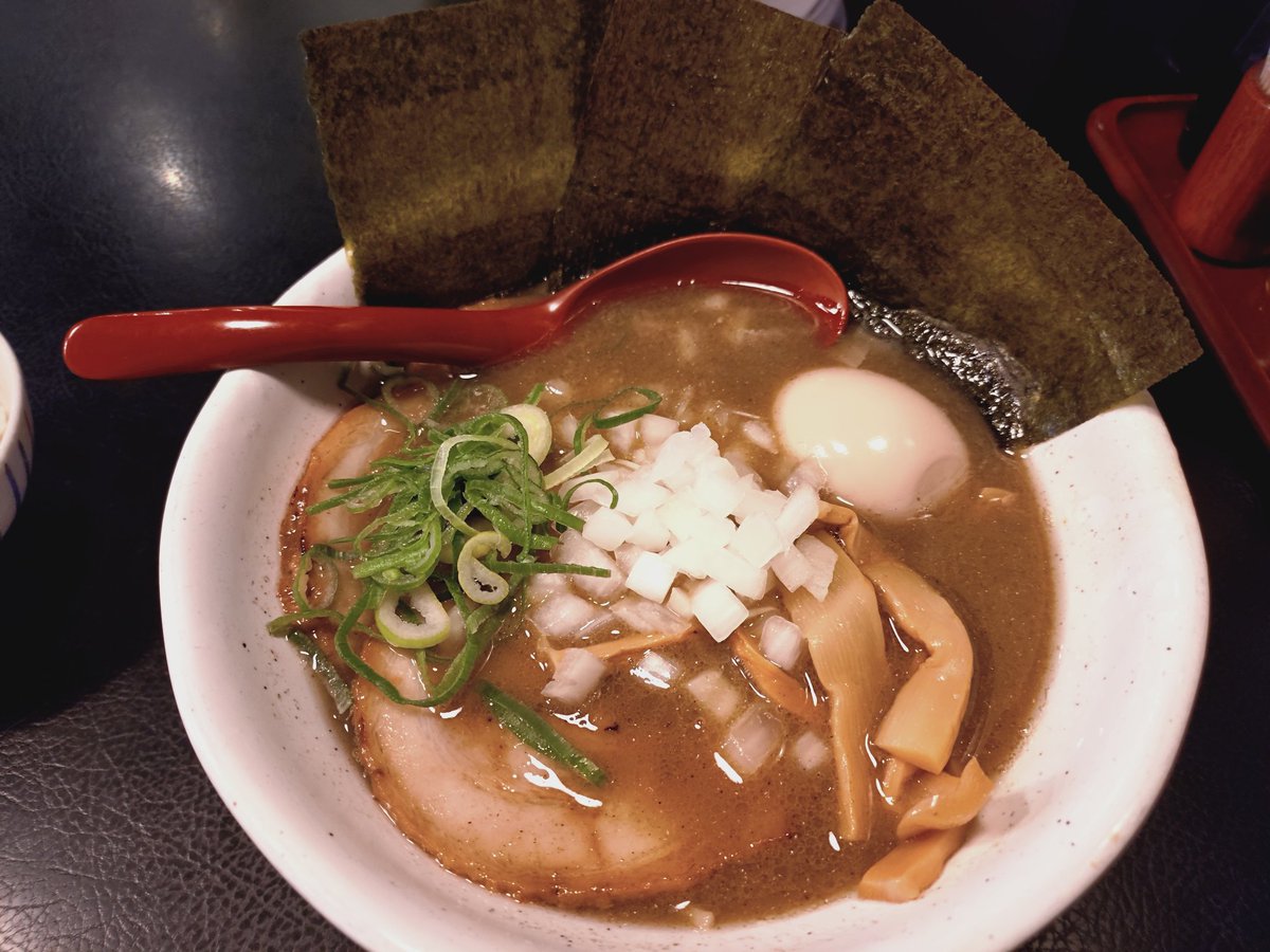 午前中は確定申告の作業で家に引きこもっていたので、気分転換に外出&amp;ラーメンでランチタイムであります😋