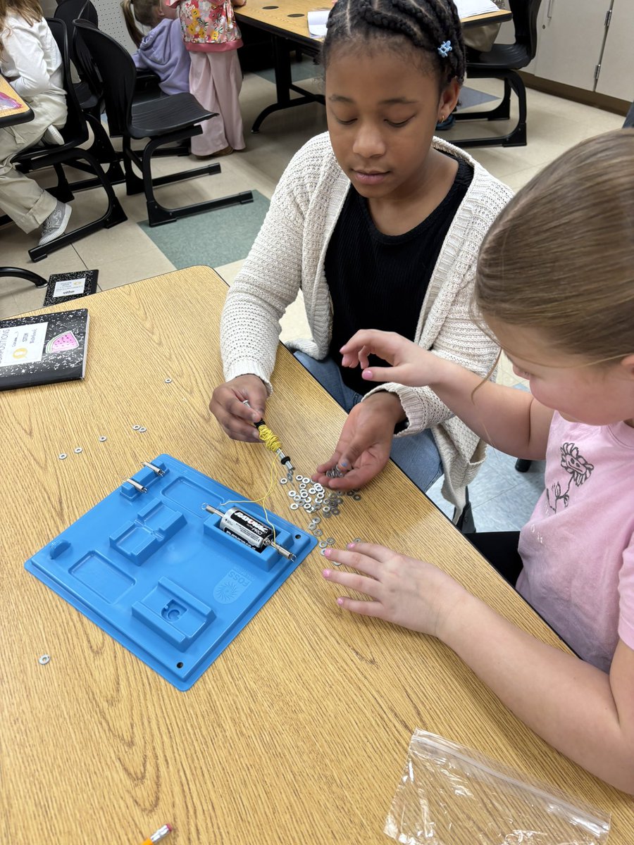 Union STEM Stars tweet media