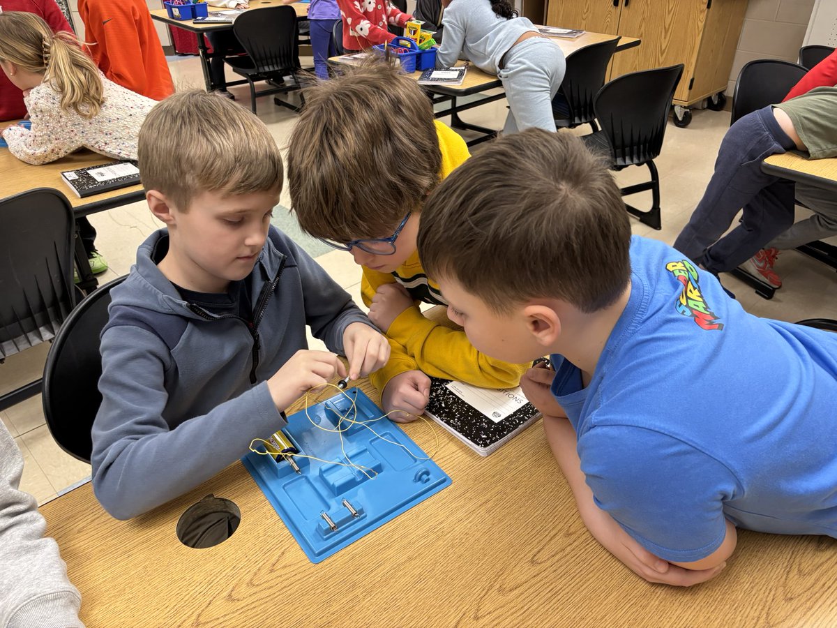 Union STEM Stars tweet media