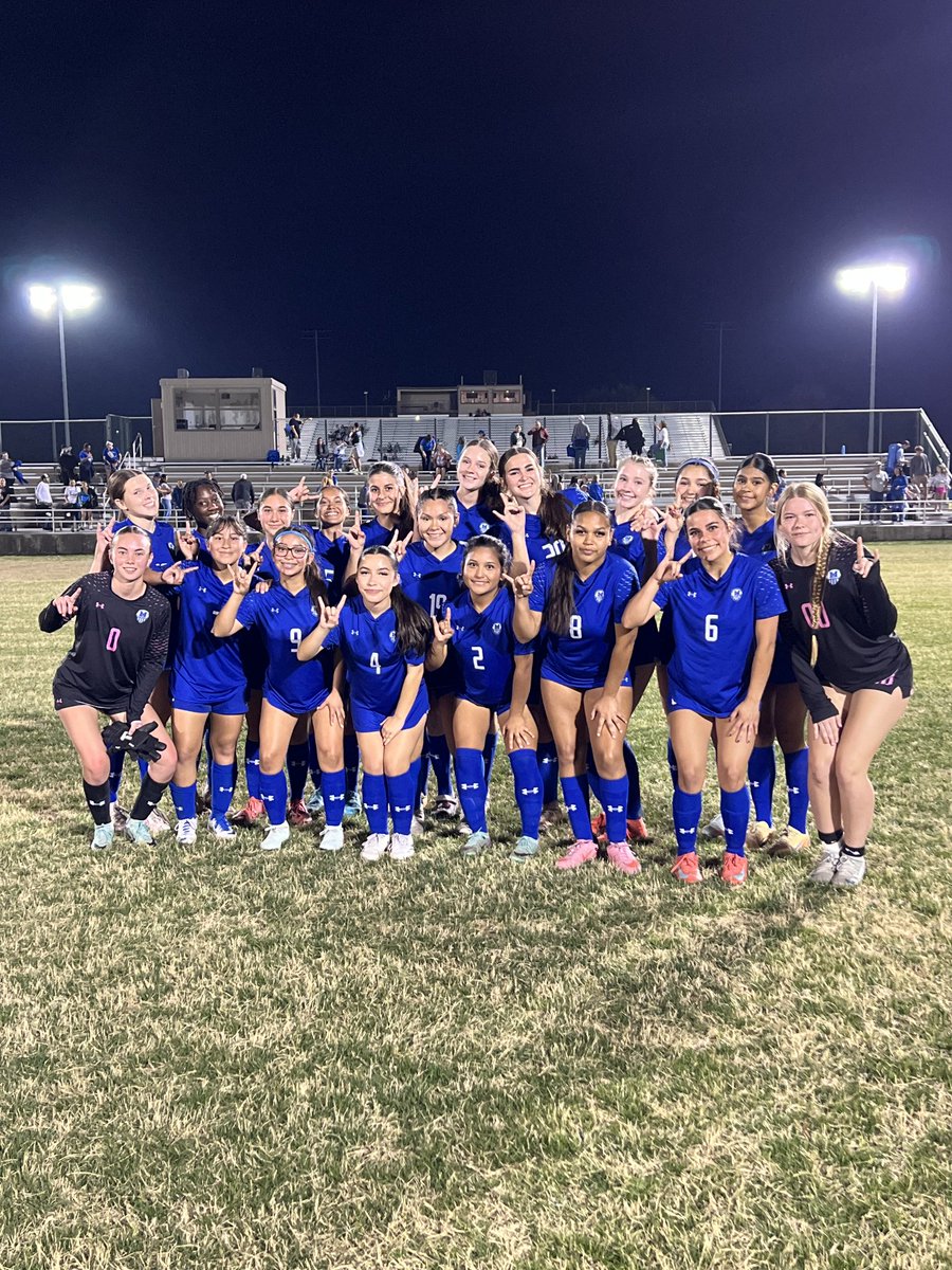 MacArthur HS Girls Soccer🐮🤘🏼 tweet media