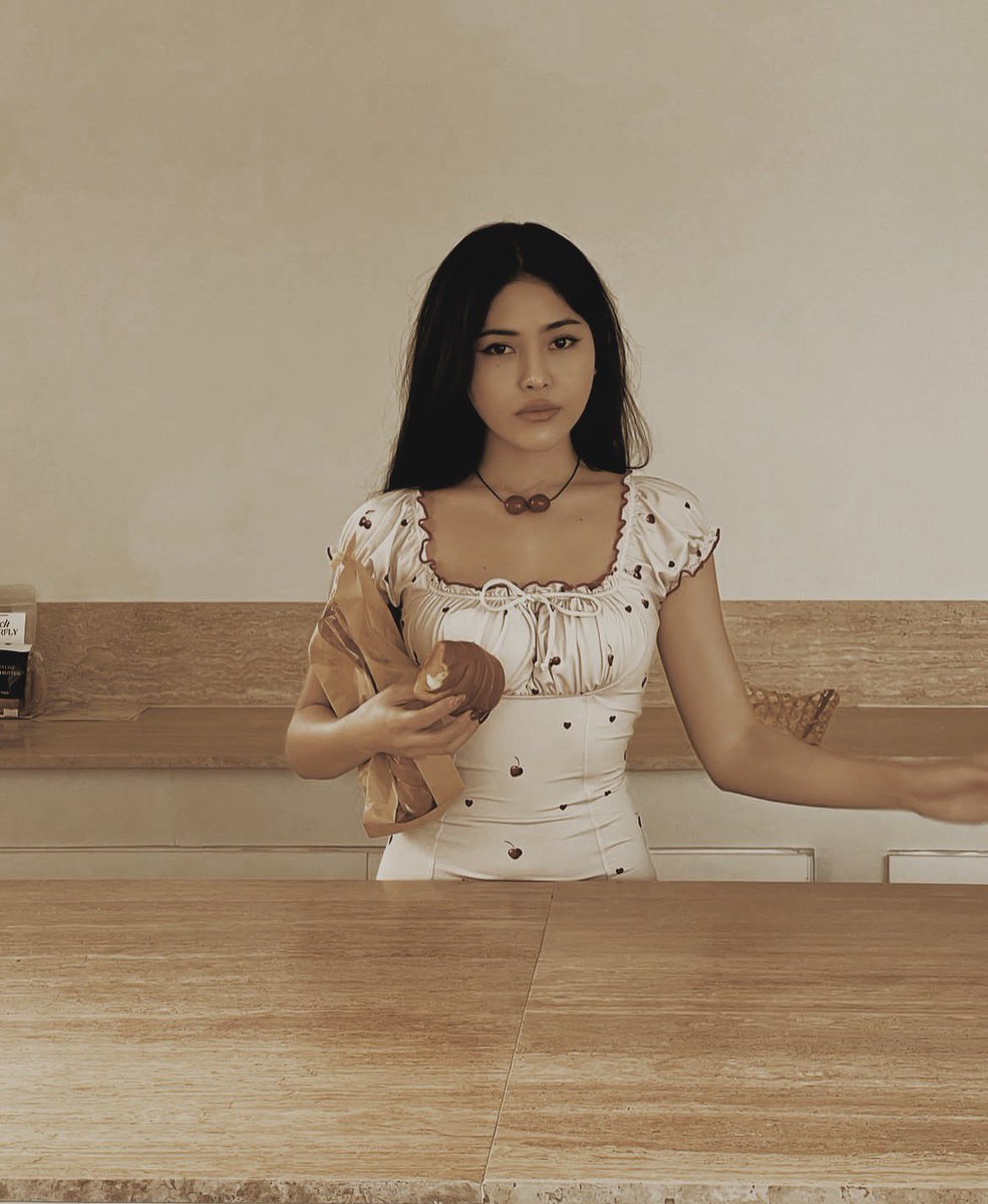 ️️ ️️ 𝓙𝐮𝐥𝐢𝐚. tweet media