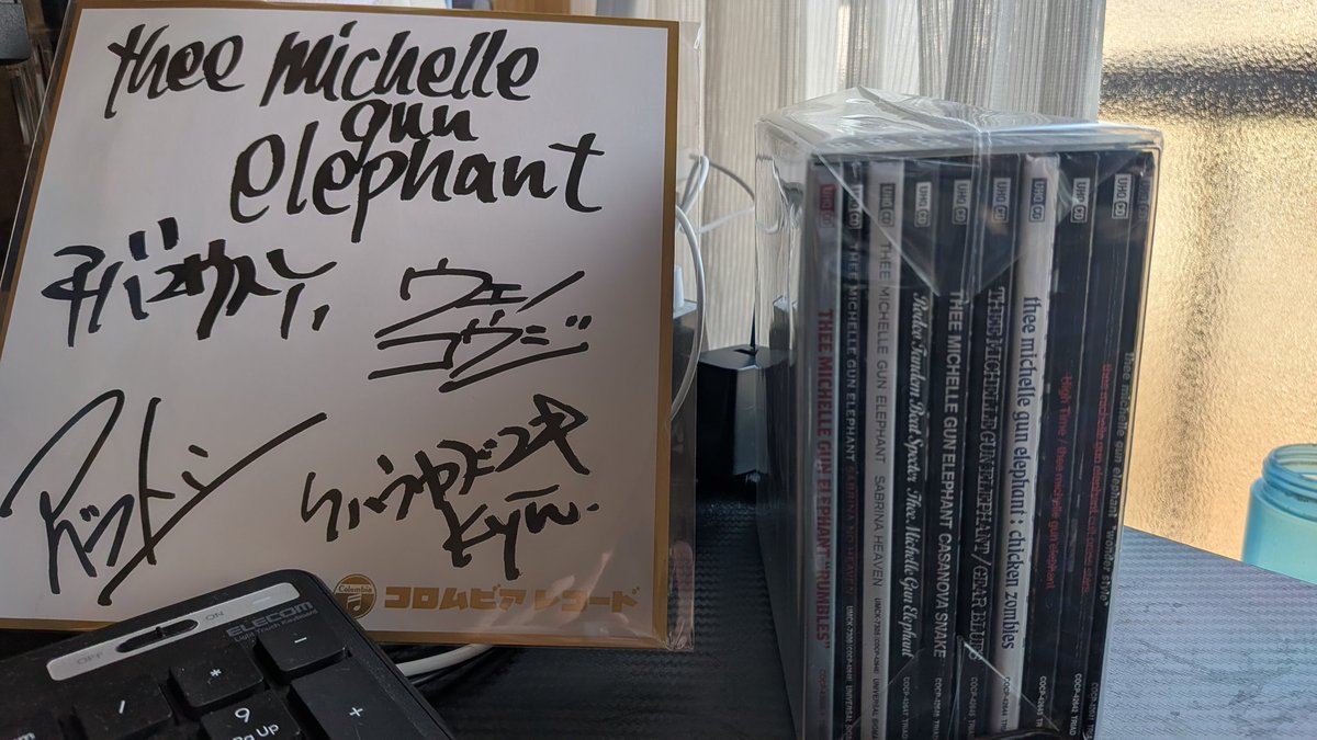 ついに届いた😭✨30周年記念CDBOX11枚組 半ば永久保存盤 レプリカでは