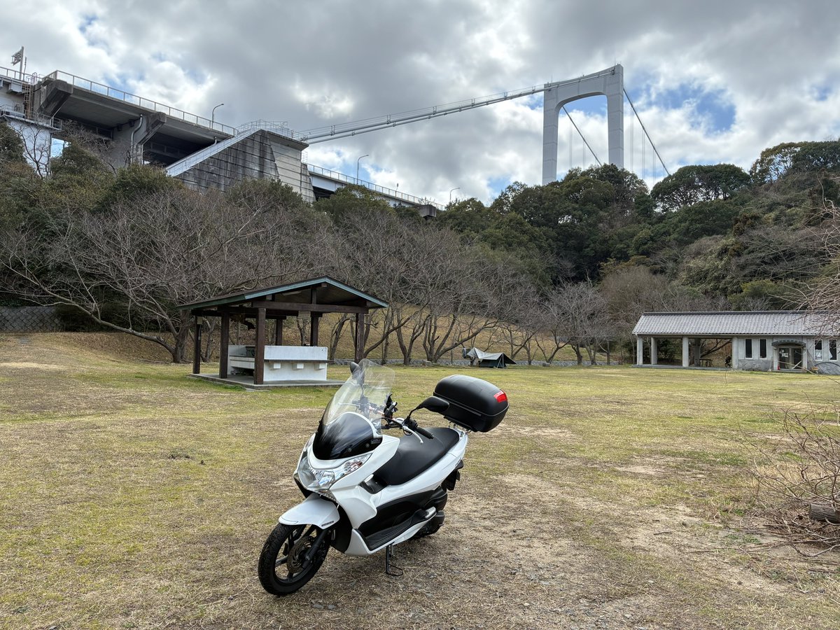 beaton183's tweet photo. 今日は香川県から4時間下道を走って、愛媛県しまなみ海道の原付の聖地、見近島にラーツーに来ました。 https://t.co/jTNkgjdQdX