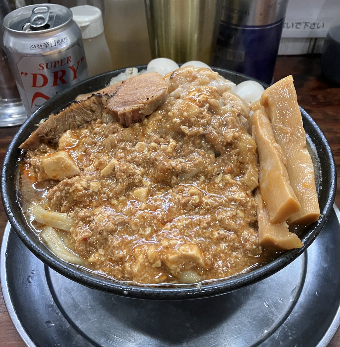 麺でる 川崎店 限定 麻婆麺+豚1枚、うずら、太メンマ、ビール 用事