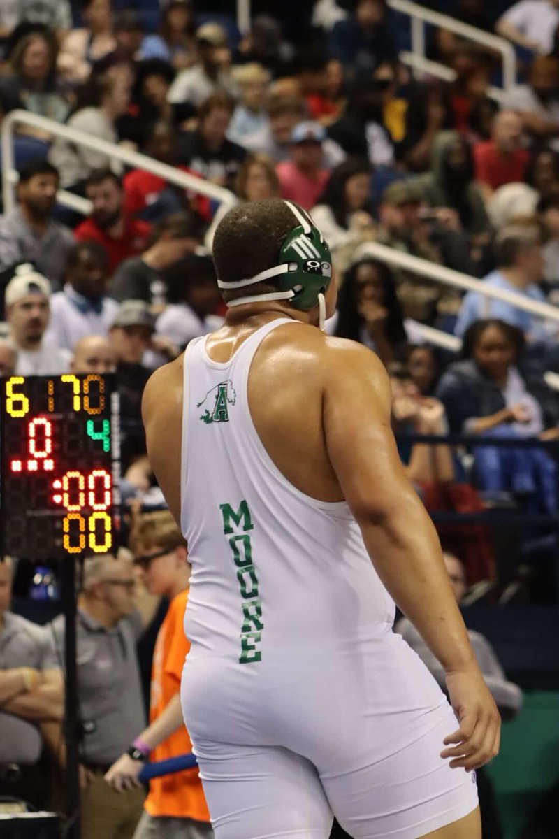 Jonathan Moore tweet media