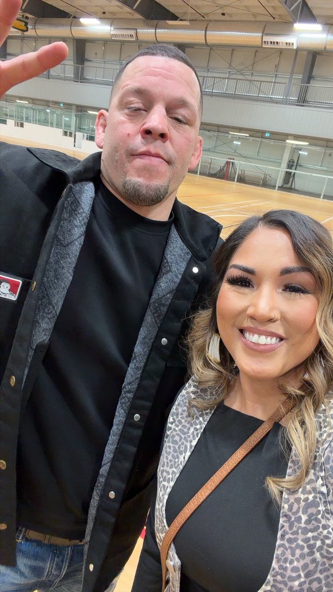 Native_Whispers's tweet photo. I met Nate Diaz today ❤️ https://t.co/J3o40z1YK5