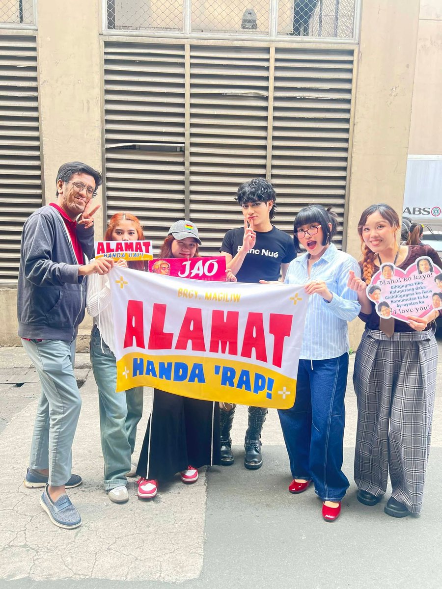 Maraming salamat mga Magiliw!

Grabe ang support nyo sa pasabog na performance ng Stars On The Floor cast sa Showtime lalo na sa ating Bestie Jao😊💖

Keep supporting Jao on his journey on Stars On The Floor✨

#ShowtimeGrabeAngSaya
#ALAMAT #itsshowtime