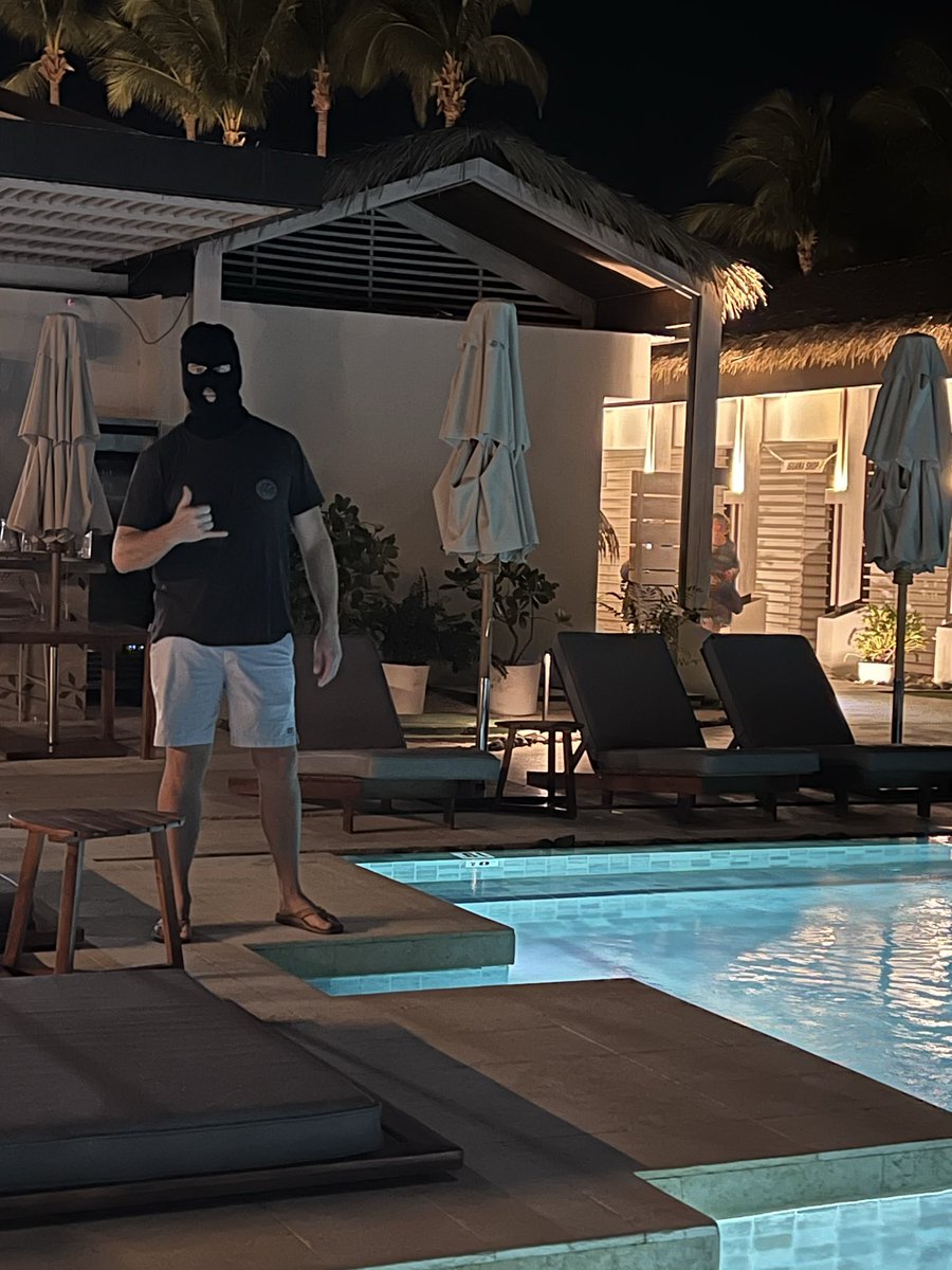 MASK FAM!  We have an incredible meme in MASK , It is top tier , no doubt!

All we have to do is stick together and we will all be successful with MASK in time! 

Sticking together if easy during the green times , but when things turn red, fingers start pointing and teams start